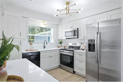 6103 Carlton Avenue, Sarasota, FL 34231 - Photo 5