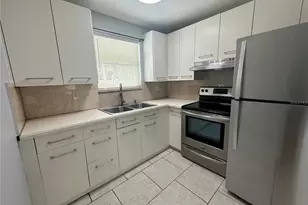 2404 52nd Ave Dr W, Bradenton, FL 34207 - Photo 23