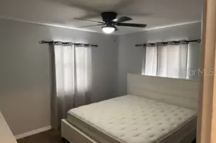 2404 52nd Ave Dr W, Bradenton, FL 34207 - Photo 9