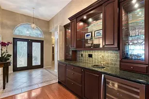 5476 Golf Pointe Dr, Sarasota, FL 34243 - Photo 13