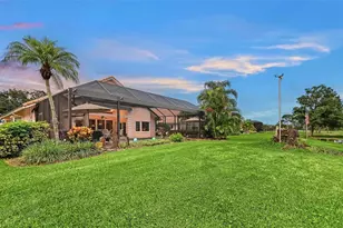 5476 Golf Pointe Dr, Sarasota, FL 34243 - Photo 57