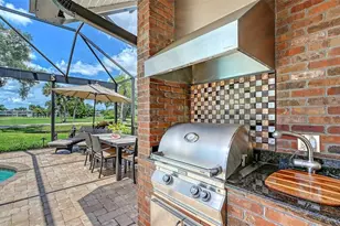 5476 Golf Pointe Dr, Sarasota, FL 34243 - Photo 49