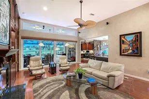5476 Golf Pointe Dr, Sarasota, FL 34243 - Photo 17