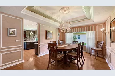 5476 Golf Pointe Drive, Sarasota, FL 34243 - Photo 21