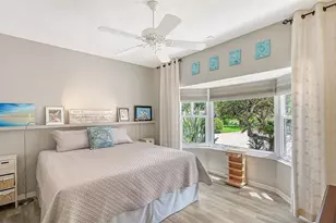 5476 Golf Pointe Dr, Sarasota, FL 34243 - Photo 35