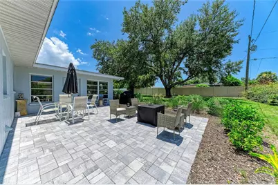 413 Baycrest Drive, Venice, FL 34285 - Photo 39