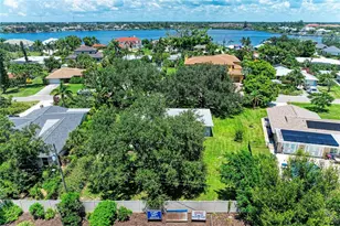 413 Baycrest Dr, Venice, FL 34285 - Photo 45