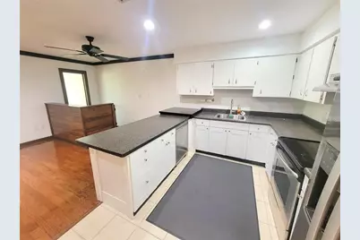 306 63rd Street #B, Holmes Beach, FL 34217 - Photo 5