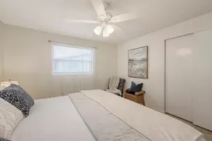 2551 Waneta Dr, Sarasota, FL 34231 - Photo 21
