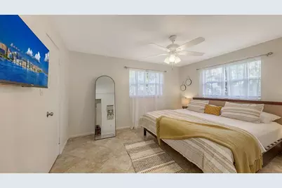 2551 Waneta Drive, Sarasota, FL 34231 - Photo 15