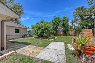 2551 Waneta Dr, Sarasota, FL 34231 - Photo 35