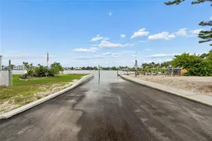 403 63rd St, Holmes Beach, FL 34217 - Photo 57