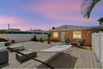 403 63rd Street, Holmes Beach, FL 34217 - Photo 5