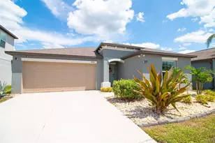 5466 Blue Azure Dr, Wimauma, FL 33598 - Photo 5