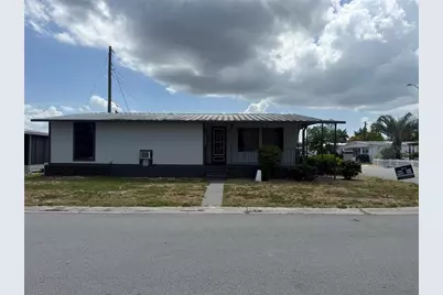 1117 49th Ave Terrace W, Bradenton, FL 34207 - Photo 3
