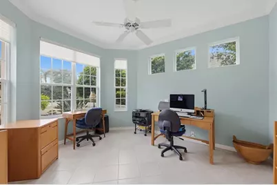 7235 Kensington Court, University Park, FL 34201 - Photo 19