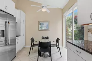 7235 Kensington Ct, University Park, FL 34201 - Photo 15