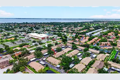 2707 60th Avenue Terrace W, Bradenton, FL 34207 - Photo 37