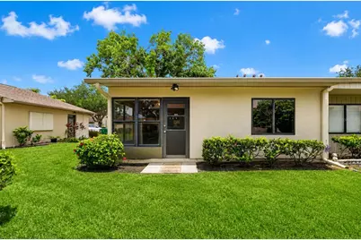 2707 60th Avenue Terrace W, Bradenton, FL 34207 - Photo 9