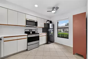 2707 60th Ave Terrace W, Bradenton, FL 34207 - Photo 13