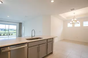 16117 Isola Pl, Bradenton, FL 34211 - Photo 7
