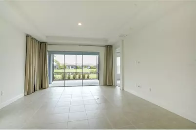 16117 Isola Place, Bradenton, FL 34211 - Photo 11