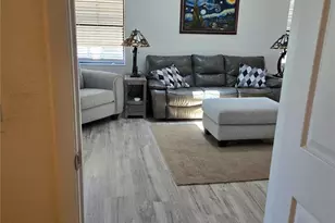 302 40th St Cir W, Palmetto, FL 34221 - Photo 9