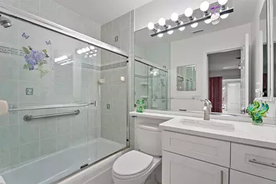 1205 Tarpon Center Drive #E2, Venice, FL 34285 - Photo 13