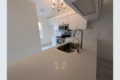 638 N Jefferson Avenue #15, Sarasota, FL 34237 - Photo 7