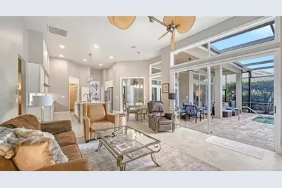 6682 Saint James Crossing, University Park, FL 34201 - Photo 21