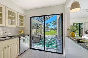 2761 Horseshoe Ct, Sarasota, FL 34235 - Photo 17