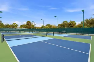 2761 Horseshoe Ct, Sarasota, FL 34235 - Photo 61