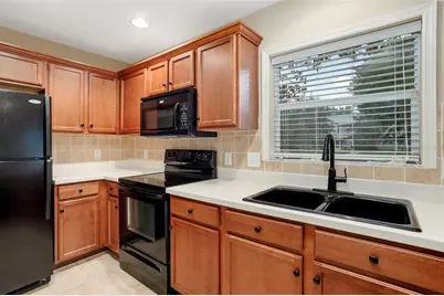 2907 Bear Oak Drive, Valrico, FL 33594 - Photo 9