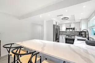 6750 Gulf of Mexico Dr, Longboat Key, FL 34228 - Photo 9