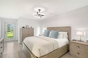 6750 Gulf of Mexico Dr, Longboat Key, FL 34228 - Photo 13
