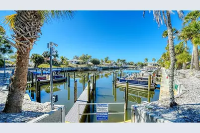 2623 Riverbluff Parkway #V144, Sarasota, FL 34231 - Photo 43