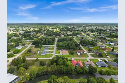 5213 Brookfield Street, Lehigh Acres, FL 33971 - Photo 9