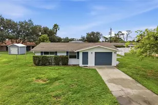 935 Everest Rd, Venice, FL 34293 - Photo 1