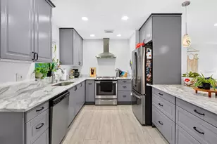 707 65th Ave Dr W, Bradenton, FL 34207 - Photo 13