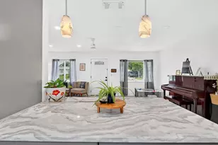 707 65th Ave Dr W, Bradenton, FL 34207 - Photo 9
