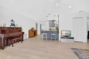 707 65th Ave Dr W, Bradenton, FL 34207 - Photo 5