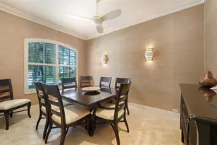 5325 Anthony Ln, Sarasota, FL 34233 - Photo 9
