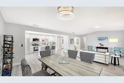 4054 Palau Drive, Sarasota, FL 34241 - Photo 11