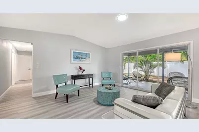 4054 Palau Drive, Sarasota, FL 34241 - Photo 5