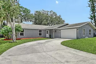 4054 Palau Dr, Sarasota, FL 34241 - Photo 1