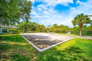 8933 Manor Loop, Lakewood Ranch, FL 34202 - Photo 33