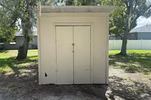 607 2nd St NW, Ruskin, FL 33570 - Photo 29