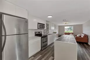 304 San Carlos Ave, North Port, FL 34287 - Photo 9