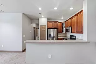 8098 Moonstone Dr, Sarasota, FL 34233 - Photo 17
