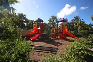 8098 Moonstone Dr, Sarasota, FL 34233 - Photo 39